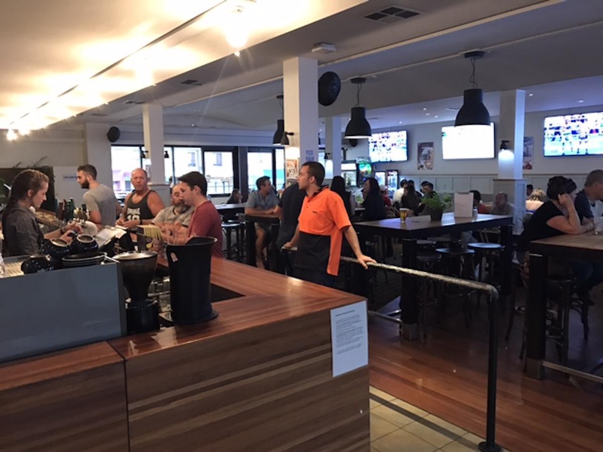 Panania Hotel Sydney Bagian luar foto