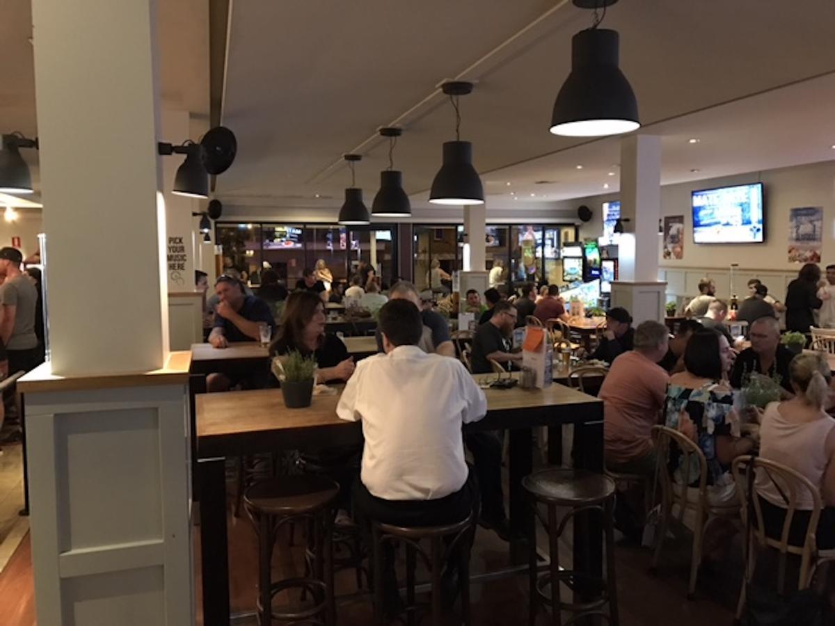 Panania Hotel Sydney Bagian luar foto